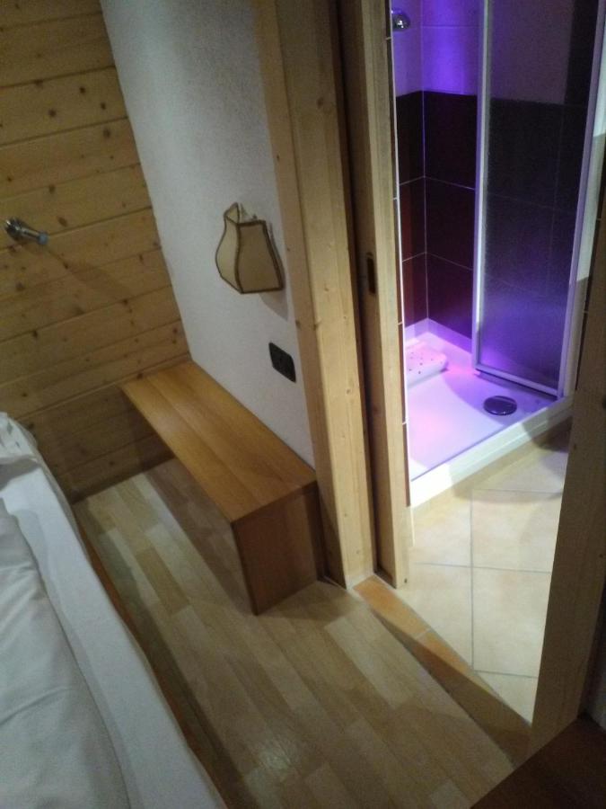 Casa Claudio-Appartamenti In Centro Campitello di Fassa Exteriér fotografie