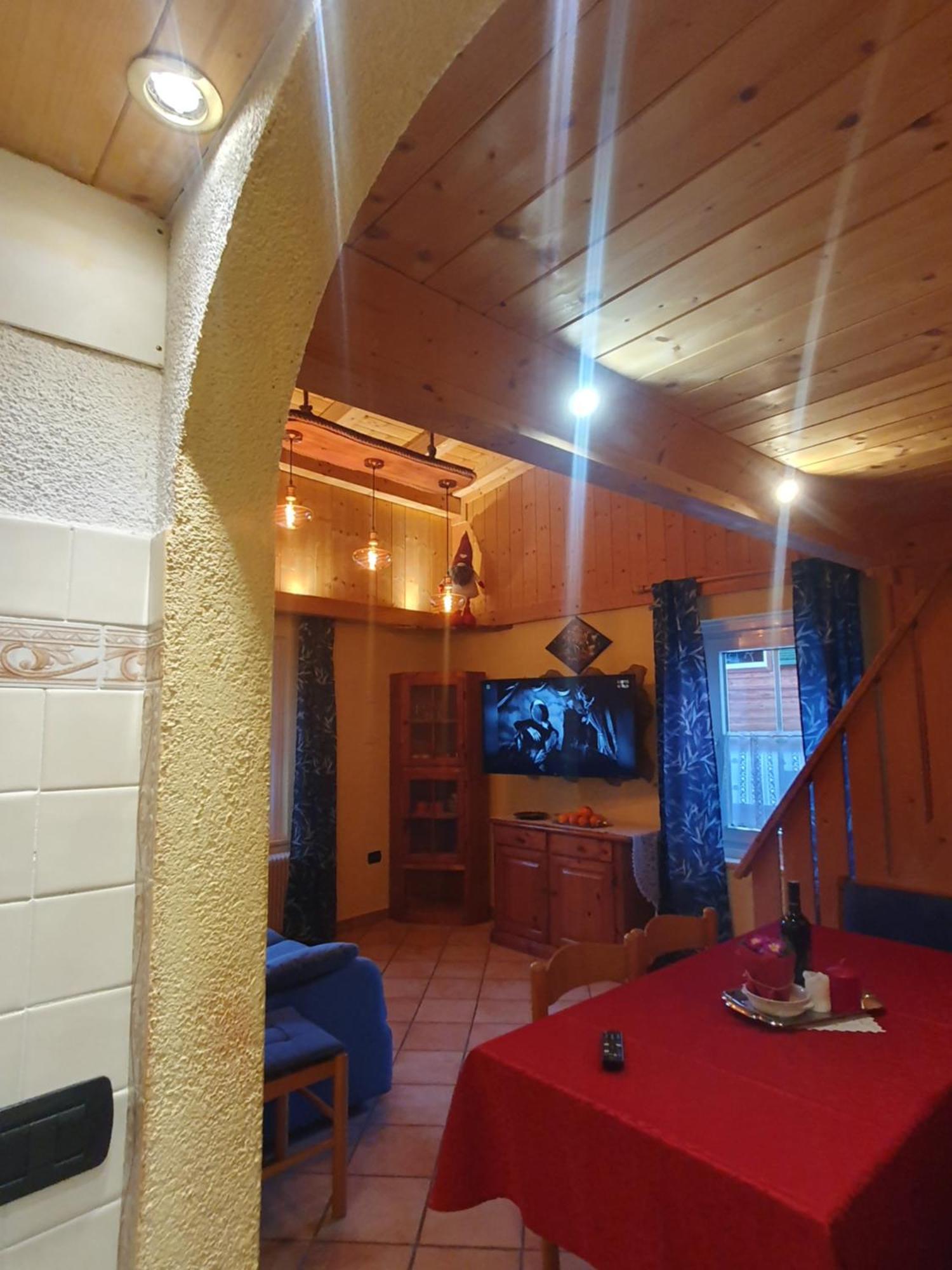 Casa Claudio-Appartamenti In Centro Campitello di Fassa Exteriér fotografie