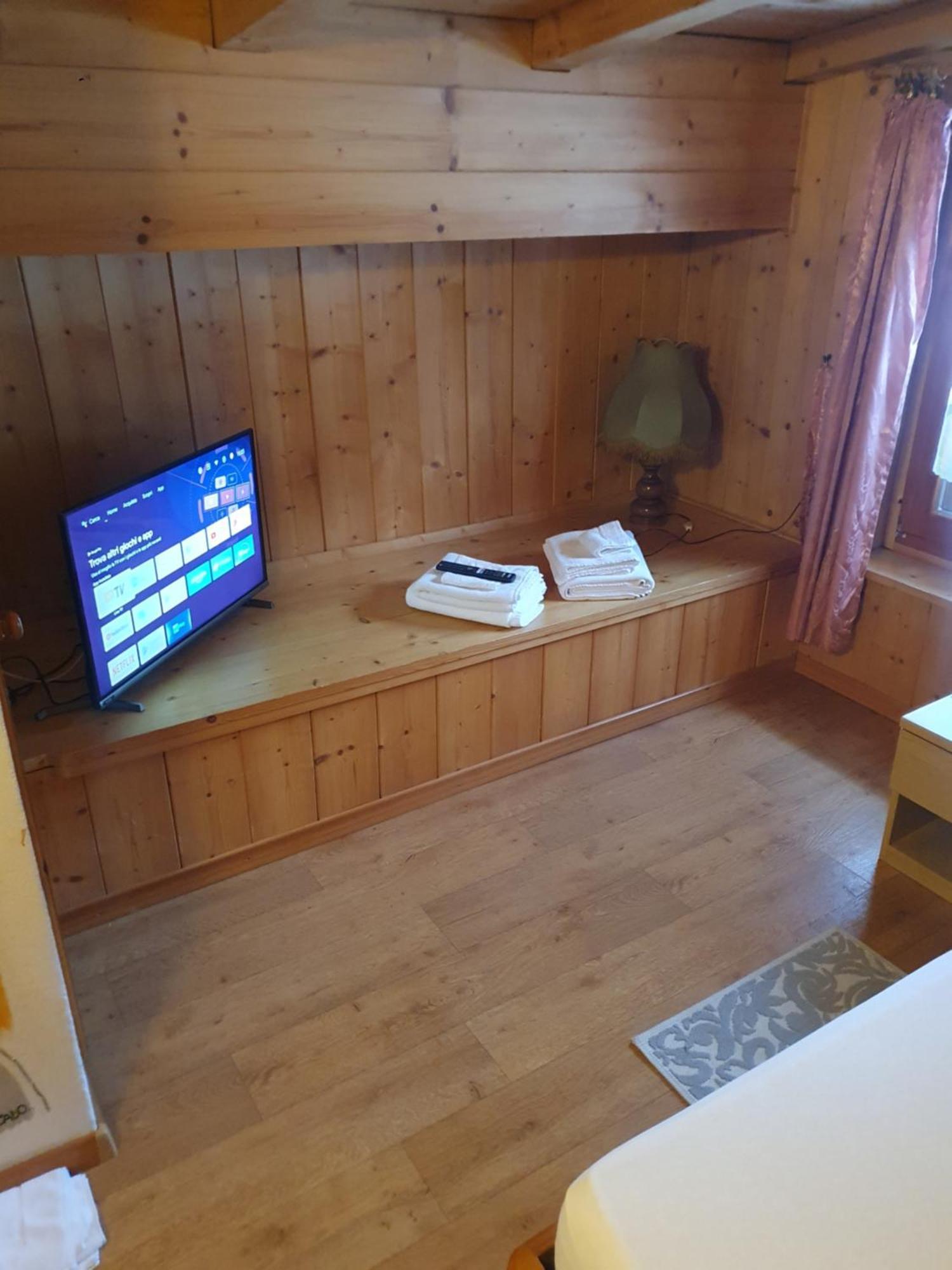 Casa Claudio-Appartamenti In Centro Campitello di Fassa Exteriér fotografie