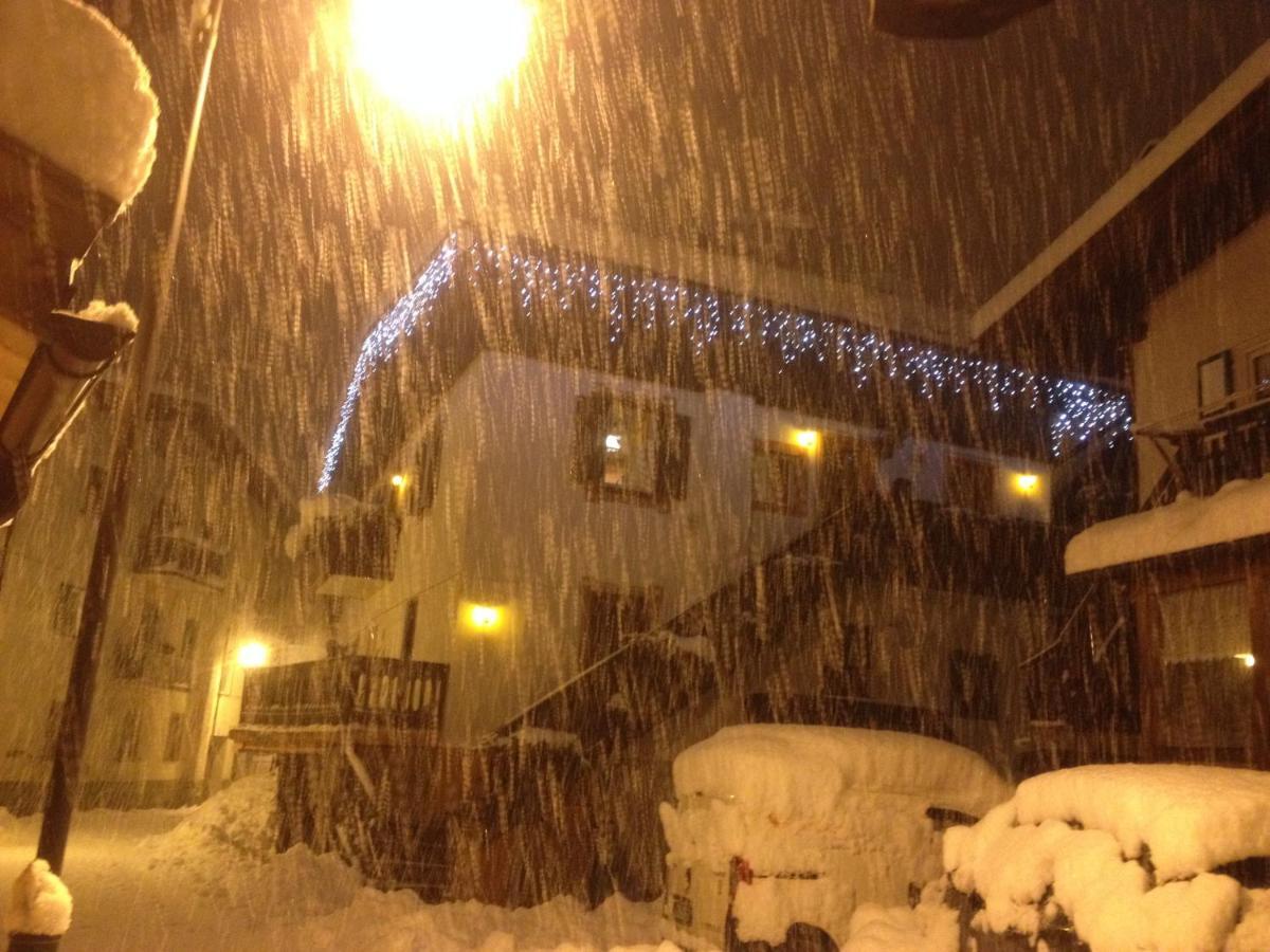 Casa Claudio-Appartamenti In Centro Campitello di Fassa Exteriér fotografie