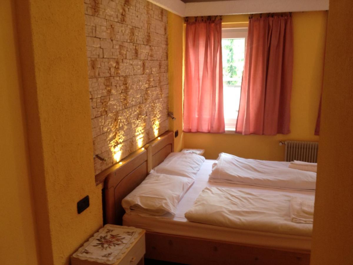 Casa Claudio-Appartamenti In Centro Campitello di Fassa Exteriér fotografie